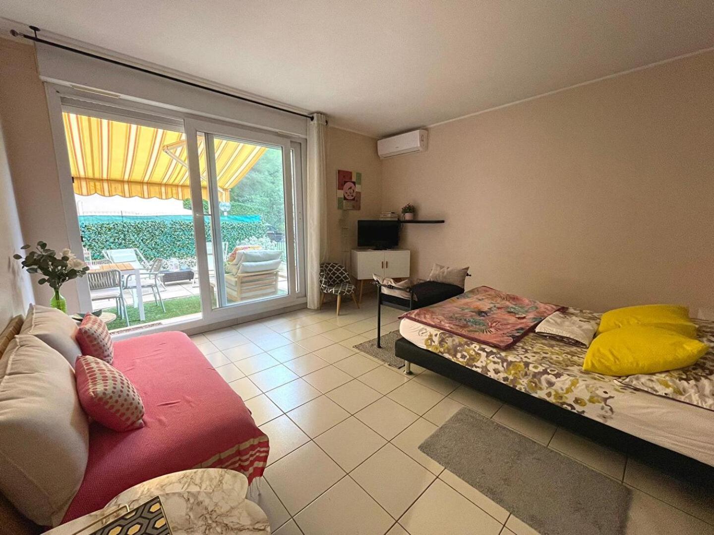Mon Appart Avec Terrasse Et Piscine Roquebrune-Cap-Martin Exteriör bild